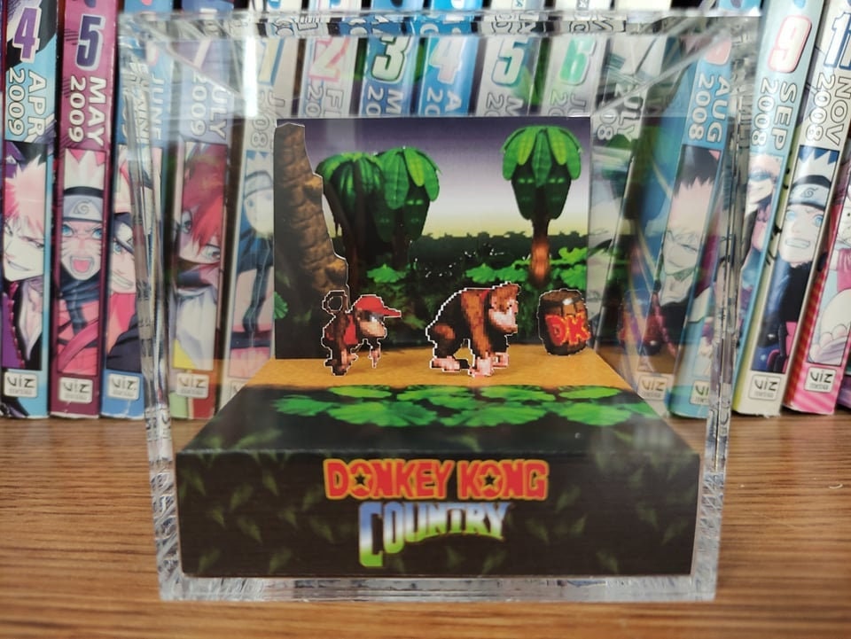 Donkey Kong Country Diorama -Donkey Kong Country Opening, Donkey Kong 3D Diorama Cube, Handmade Crystal Diorama Cube, Unique Gift for Gamers