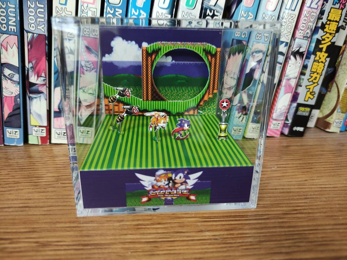 Sonic the Hedgehog 2 with Miles Tails (Sonic 2), Sonic and Tails 3D Diorama Cube, Handmade Crystal Diorama Cube, Unique Gift for Gamers