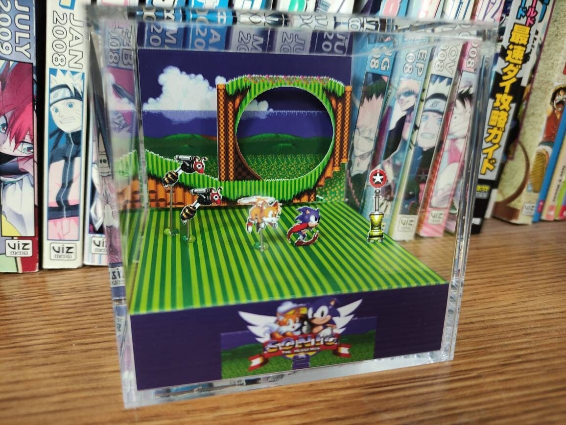 Sonic the Hedgehog 2 with Miles Tails (Sonic 2), Sonic and Tails 3D Diorama Cube, Handmade Crystal Diorama Cube, Unique Gift for Gamers